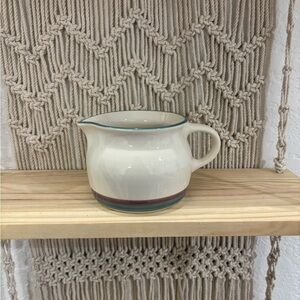 Vintage Pfaltzgraff Juniper stoneware gravy boat or pitcher